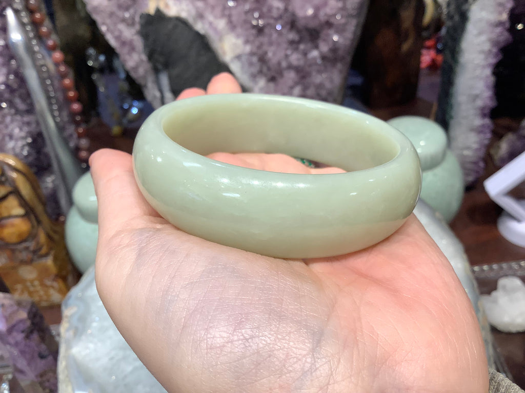 Superb vintage Chinese Natural celadon jade bangle
