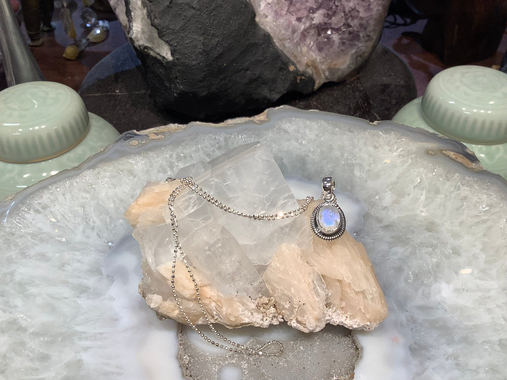 Blue flash moonstone & sterling silver pendant necklace