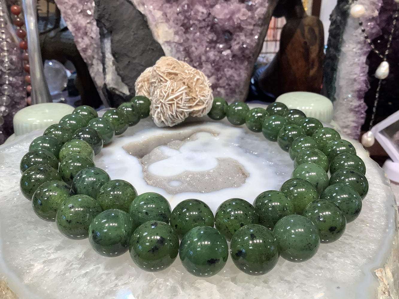 Gorgeous  Green Nephrite jade 18mm round gemstone beads