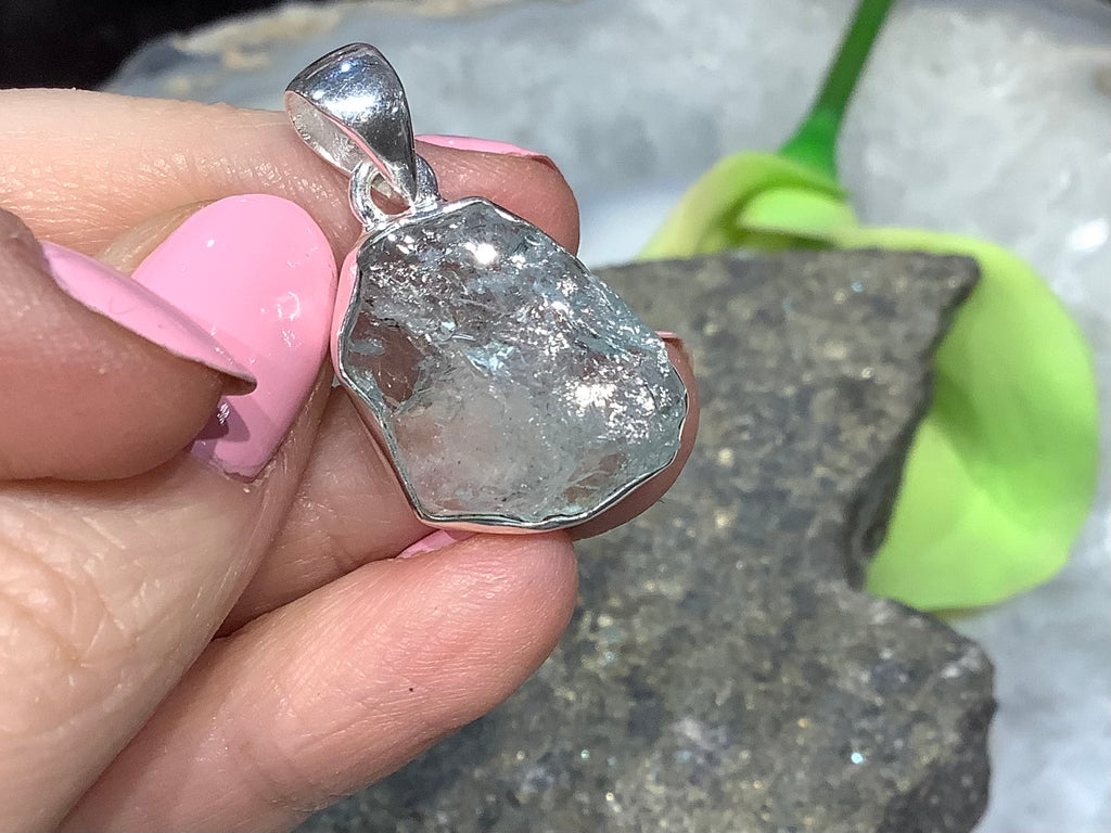 Raw aquamarine & sterling silver gemstone pendant
