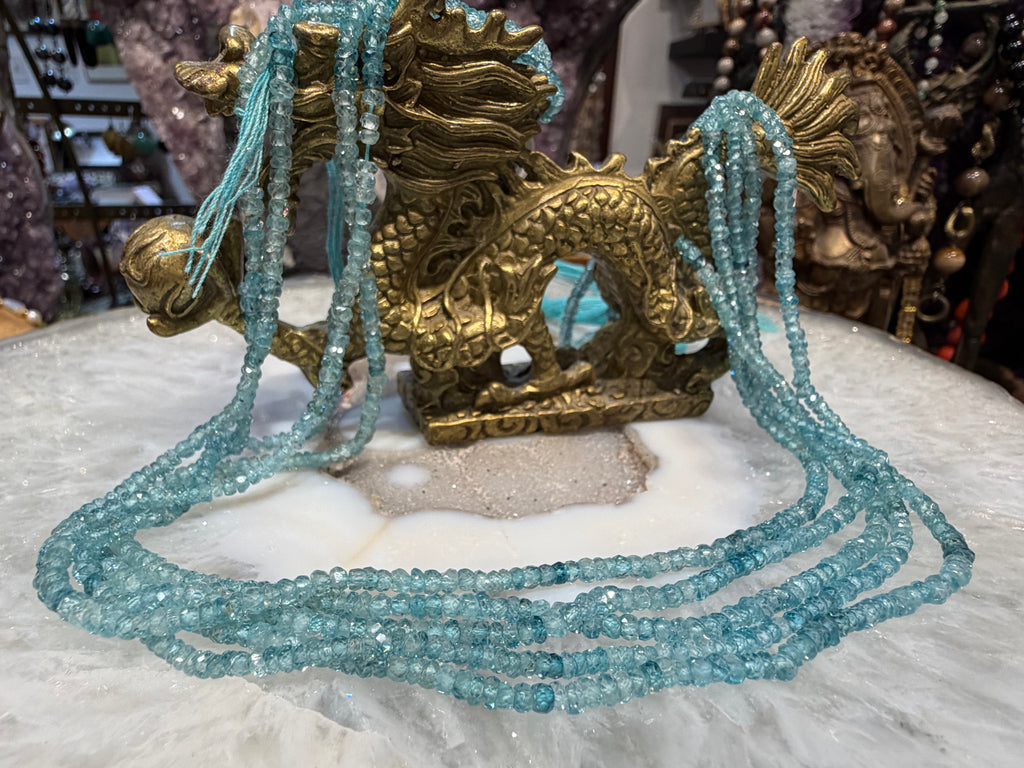 Superb Blue zircon faceted 3mm gemstones beads