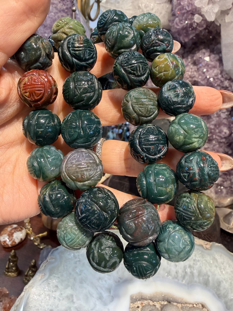 Superb Bloodstone 16mm carving gemstones