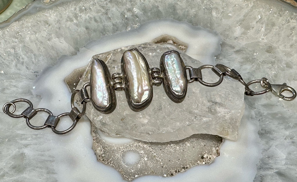 Biwa pearl & sterling silver bracelet
