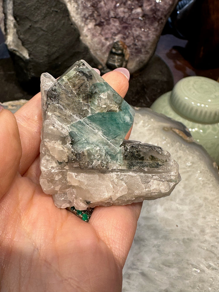 Emerald rough specimen