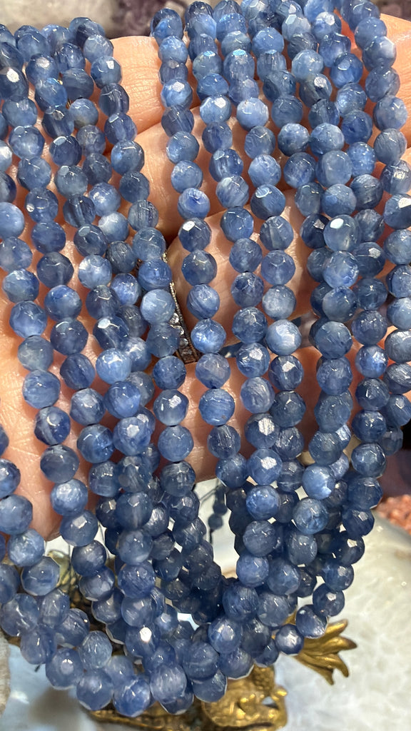 Blue kyanite faceted 4mm gemstones beads