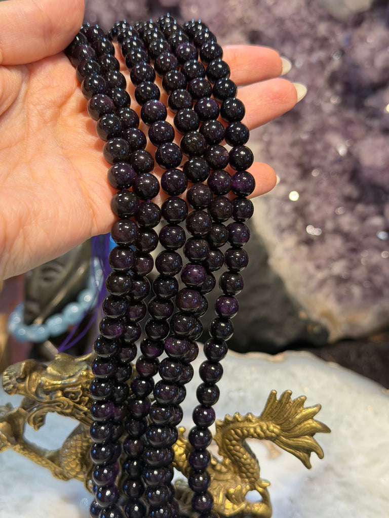 Purpurite 8mm round gemstones