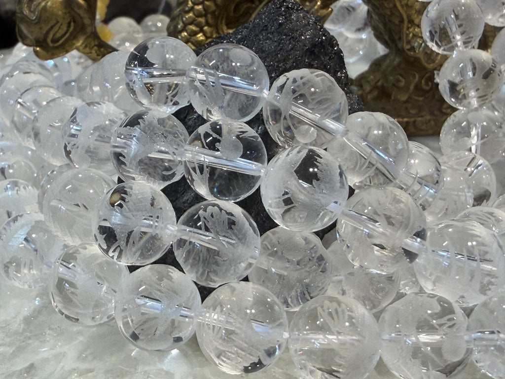 Amazing Quartz with phoenix carving 12mm gemstone