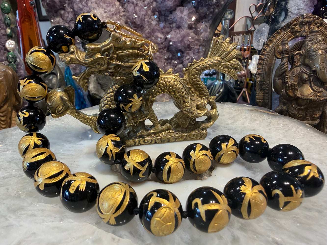 Superb black agate & gold carving mythological gemstone necklace