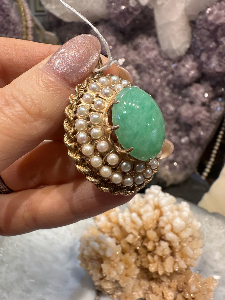 Magnificent Vintage Rare 14K Gold Pendant Brooch with Jadeite Jade Freshwater Pearls