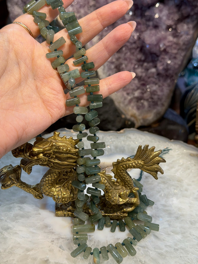 Superbes perles de jade jadéite lavande vert, tube percé sur le dessus