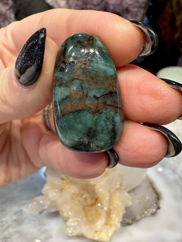 Natural Emerald gemstone pendant