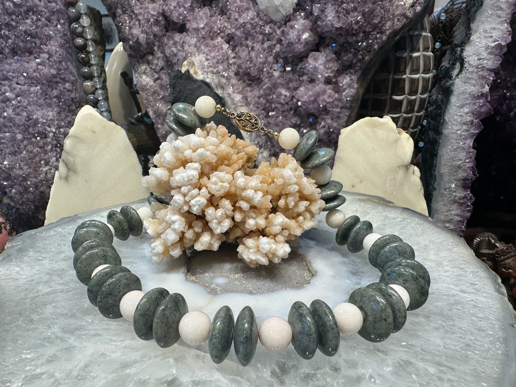 Vintage Chinese Export Old Green Mixed Gemstone Necklace