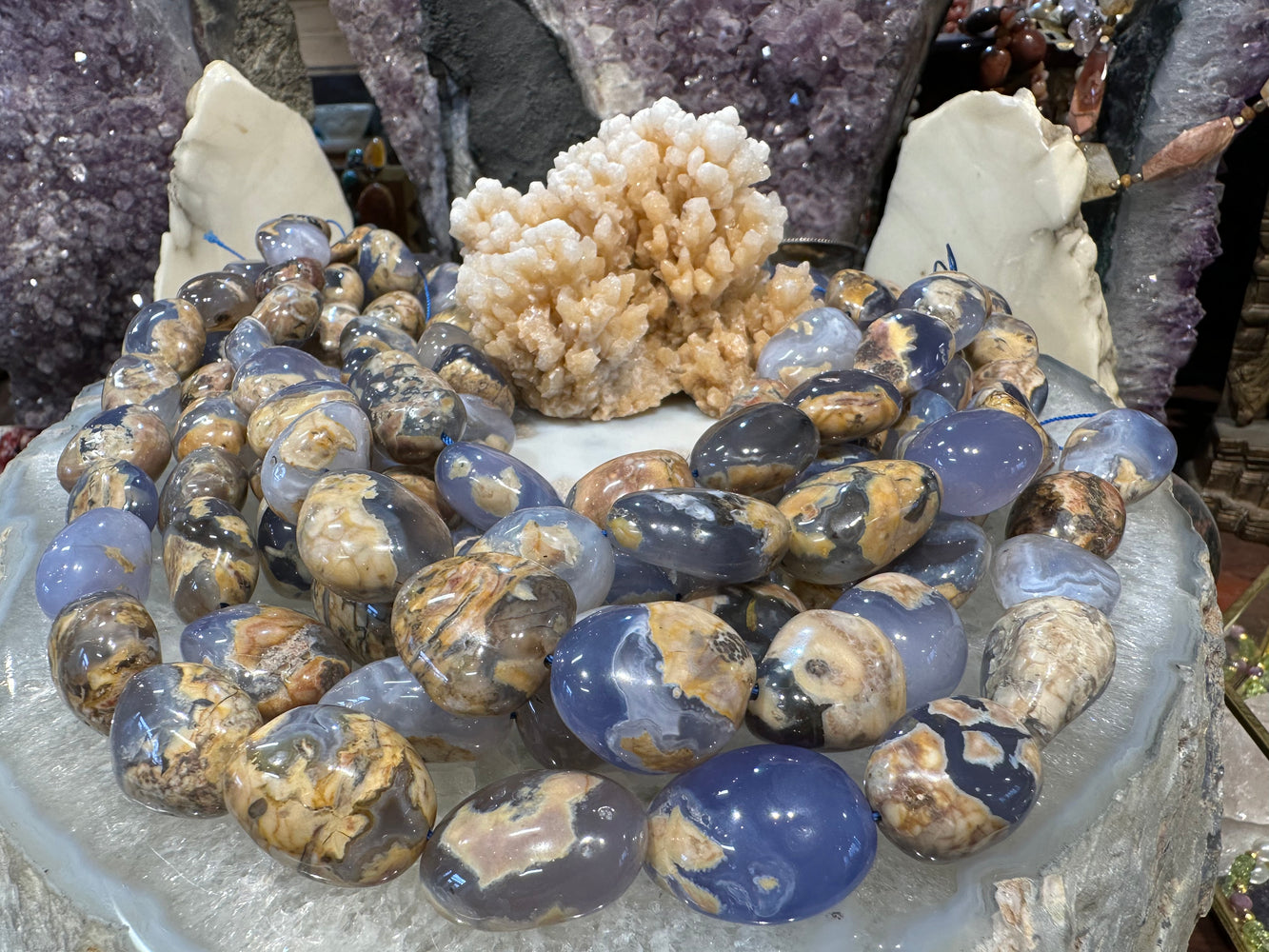 Blue chalcedony matrix nugget 24-28mm gemstones beads