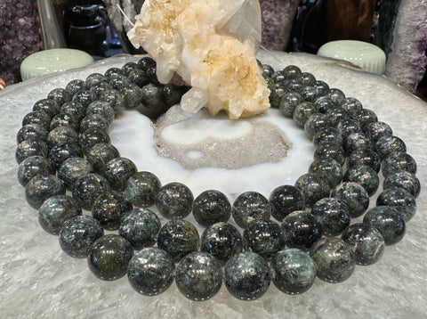 Natural Green kyanite round gemstone beads- 12mm