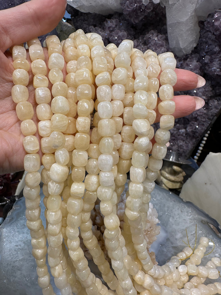 Yellow calcite 8-9mm gemstones beads