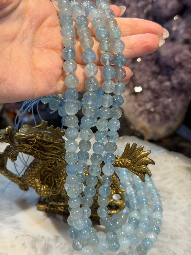 Superb Aquamarine 8mm gemstones