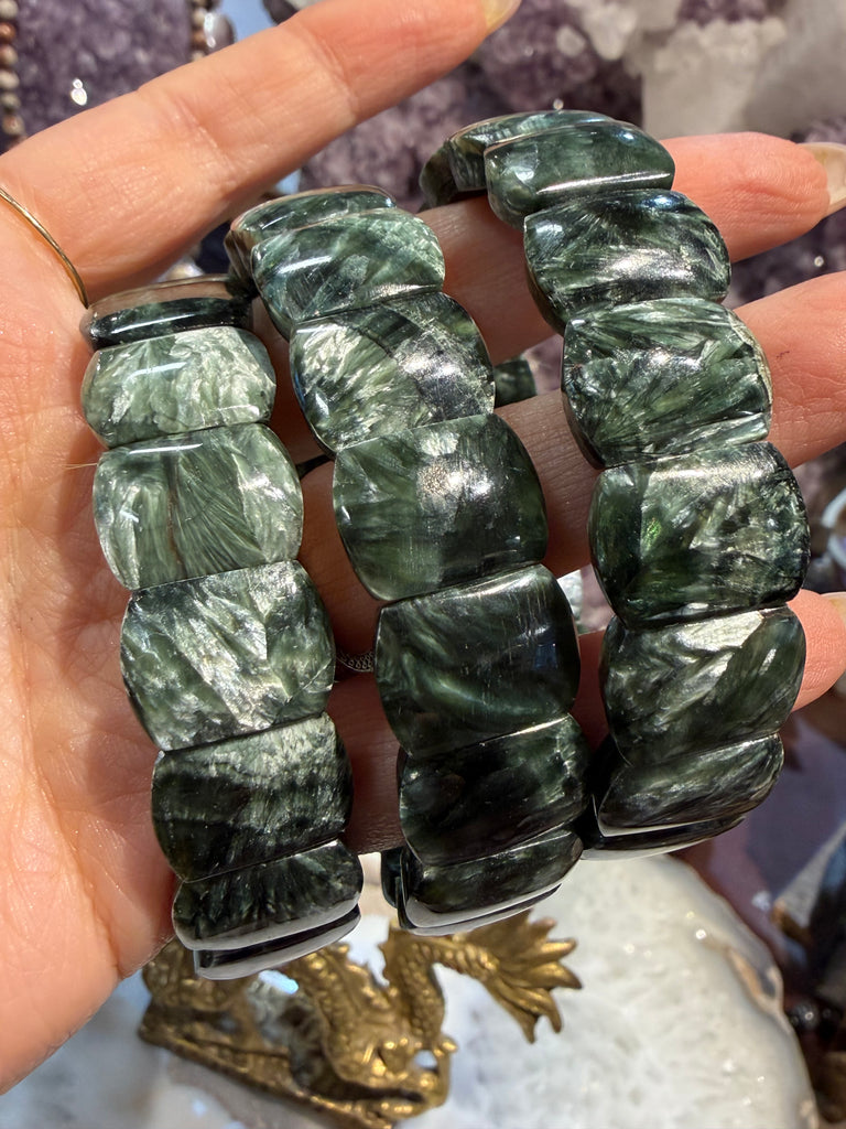 Superb seraphinite cuff 16mm bracelet