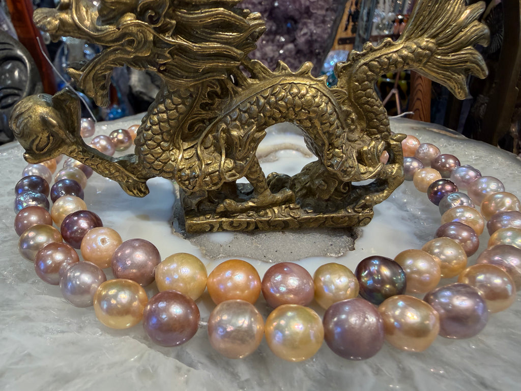 Stunning Edison 10-11mm natural freshwater pearls
