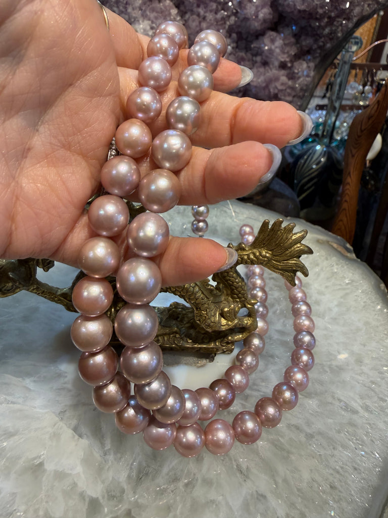 Beautiful Edison 10-12mm lavender freshwater pearls