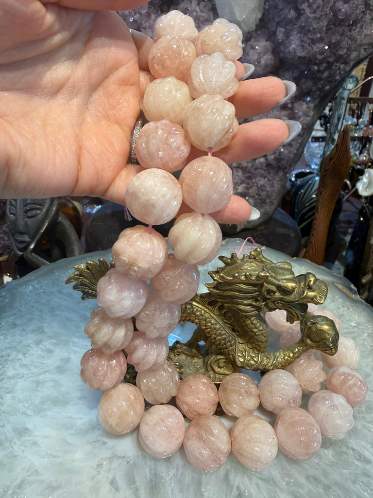 Beautiful Morganite melon 19mm carved gemstone