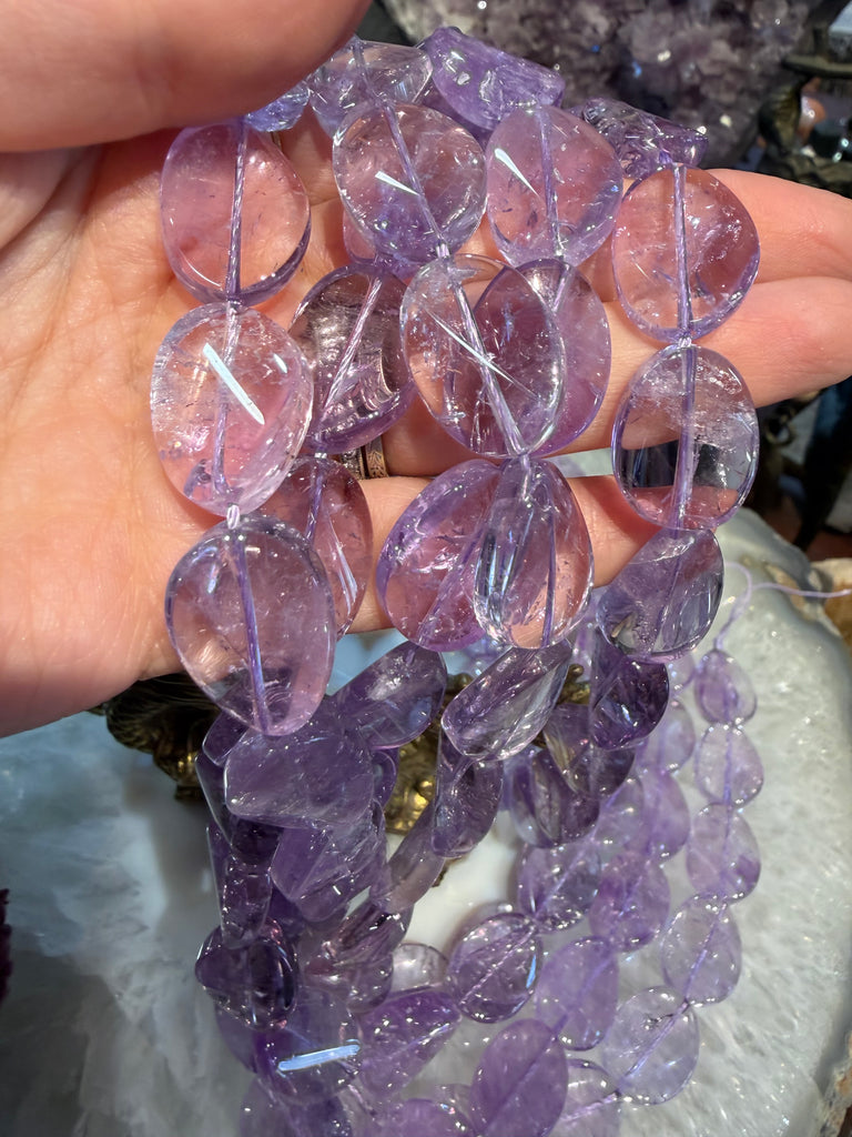 Beautiful lavender amethyst twist 20mm gemstone beads