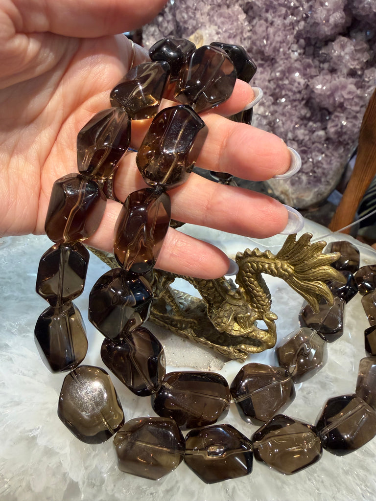 Superb Smoky quartz 20-25mm chisel cut gemstone