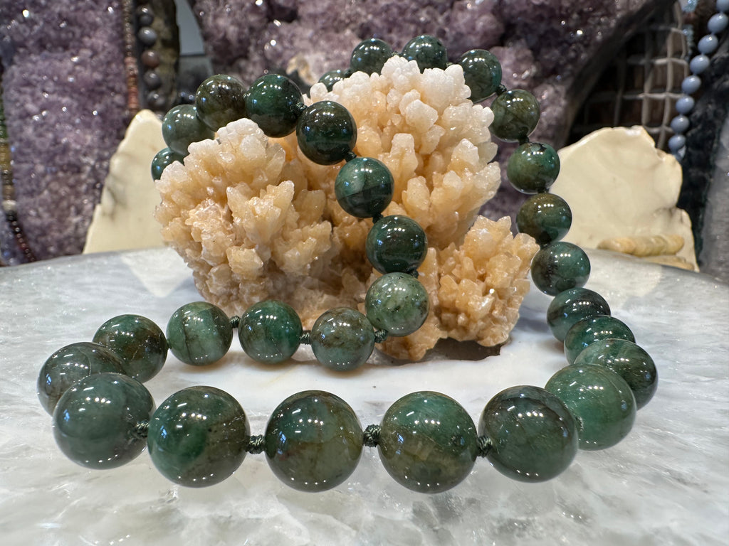 Beautiful Natural Green Emerald 12mm gemstone necklace