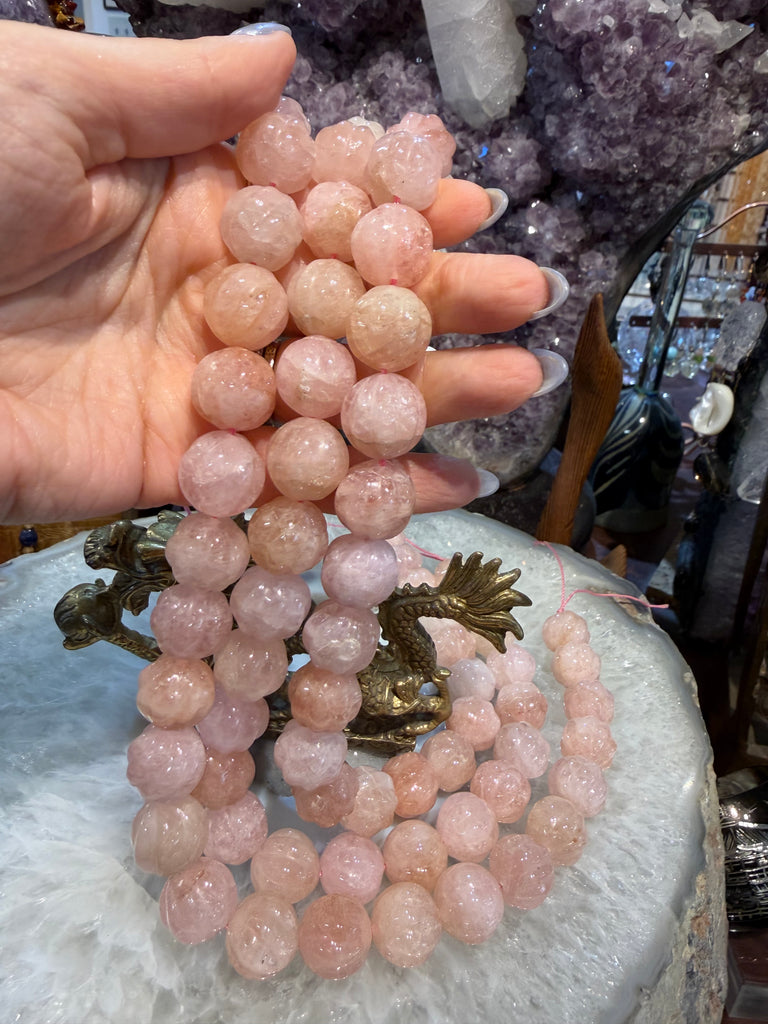 Superb Morganite carved melon 16mm gemstone