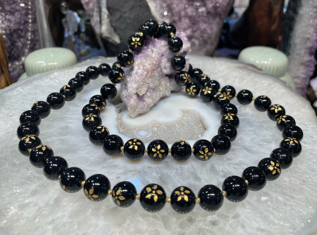 Black Onyx & inlay gold flower knotted gemstone necklace