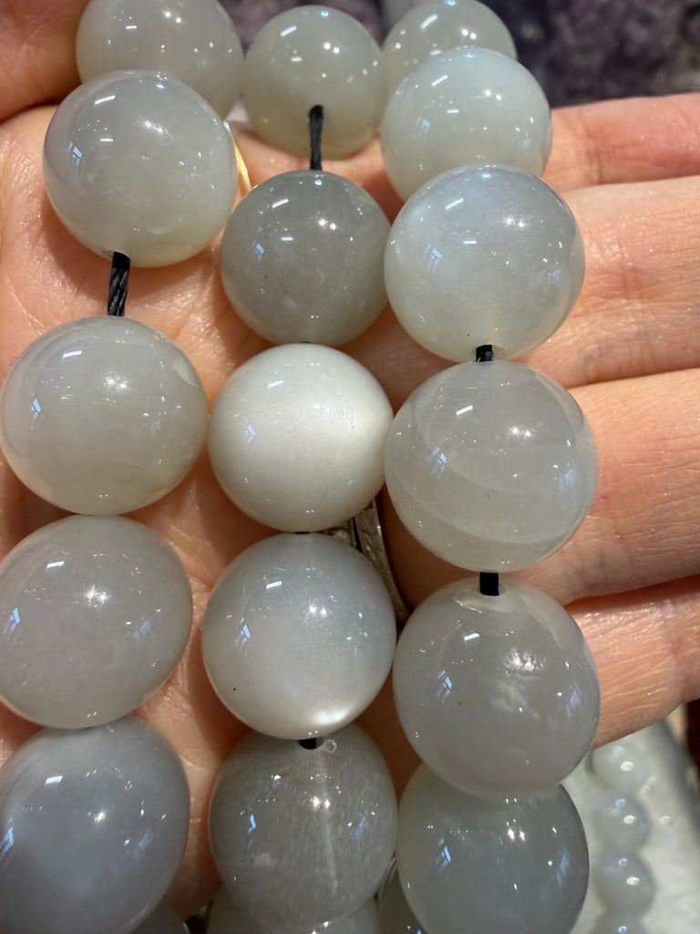 Gorgeous moonstone shimmer 14mm gemstone beads