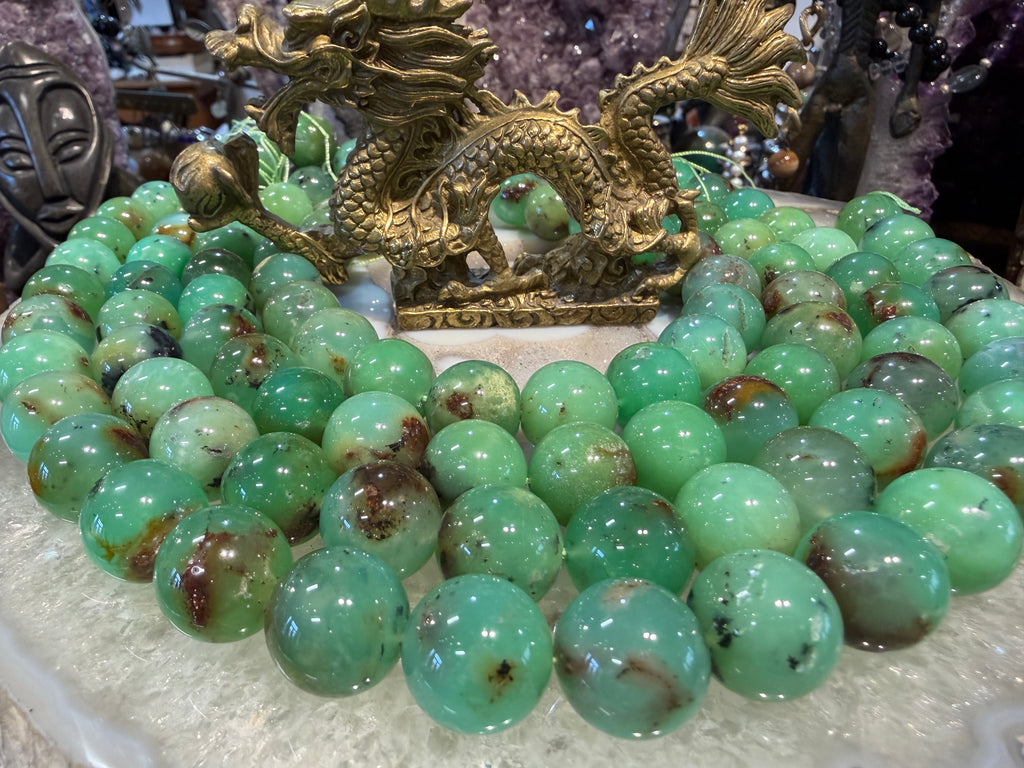 Gorgeous chrysoprase 16mm gemstones