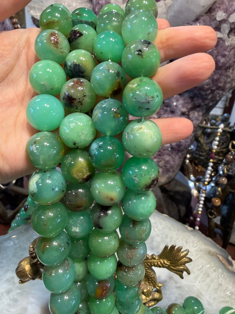 Gorgeous chrysoprase 16mm gemstones