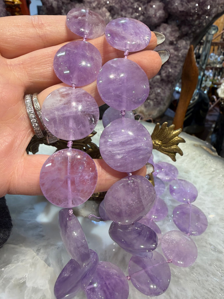 Lavender amethsyt coin 20mm gemstone