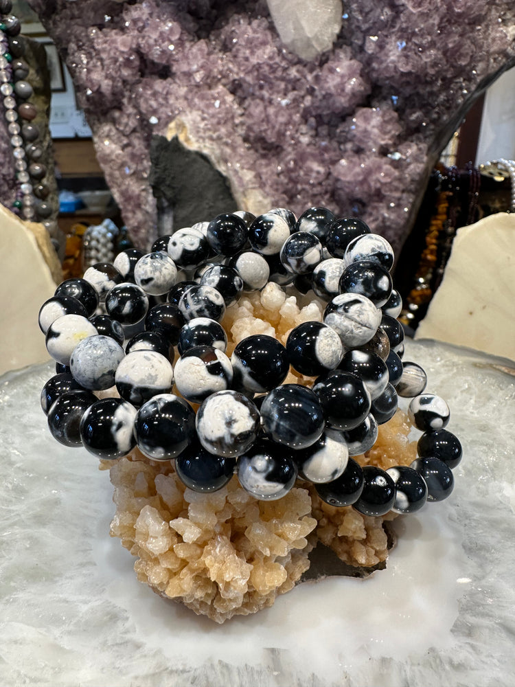 11mm Orca agate gemstone bracelet
