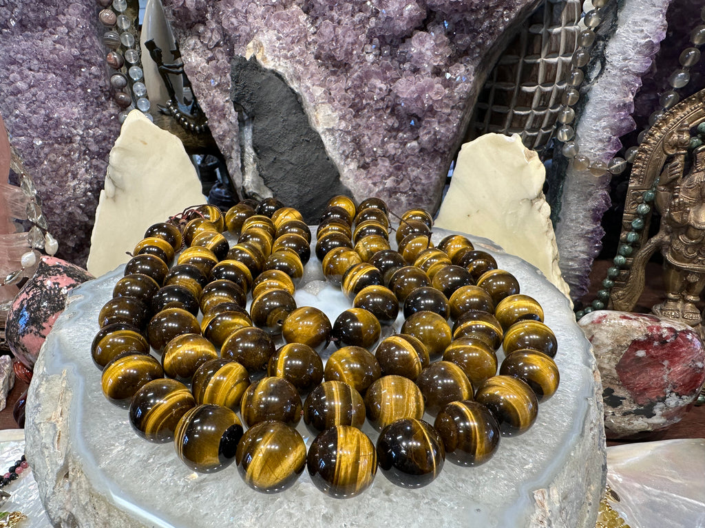 20mm Tiger eye chatoyant gemstone beads