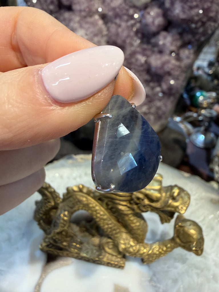 Stunning Natural Sapphire Faceted Sterling Silver Gemstone Pendant