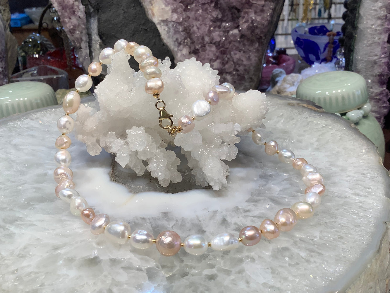 Beautiful Natural White & Pink Freshwater Pearl Necklace