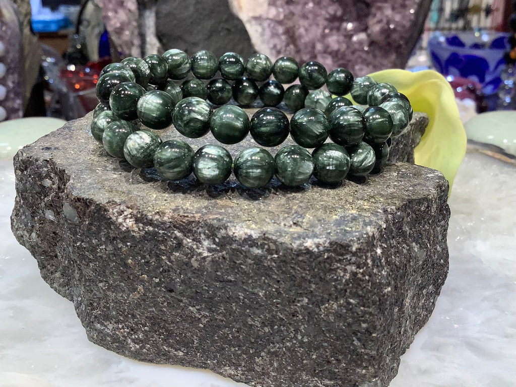 Beautiful Natural 8mm Green Seraphinite Round Gemstone Bracelet