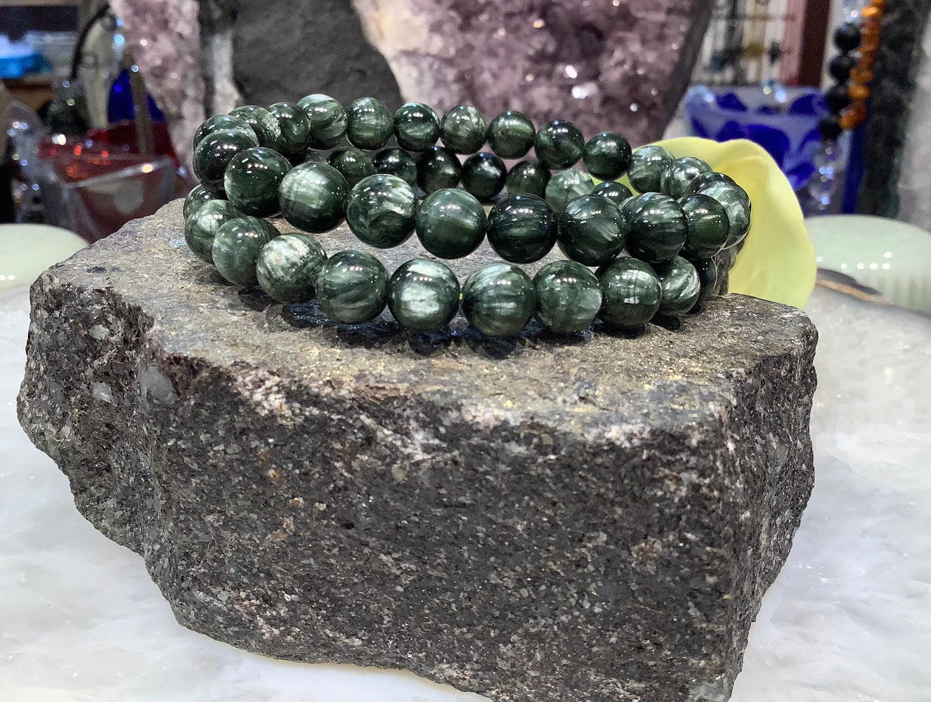 Beautiful Natural 8mm Green Seraphinite Round Gemstone Bracelet