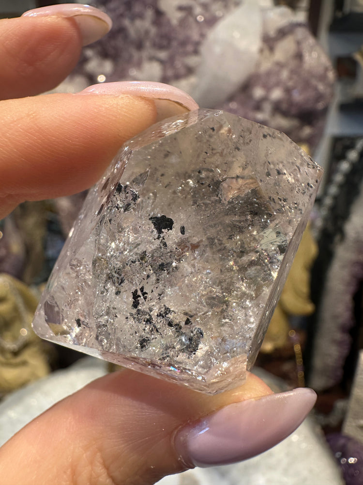 Superb Herkimer quartz diamond 40.9g