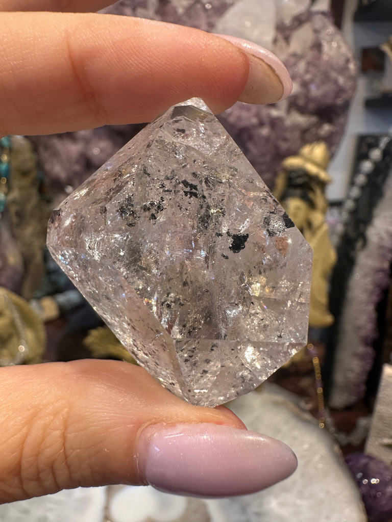 Superb Herkimer quartz diamond 40.9g