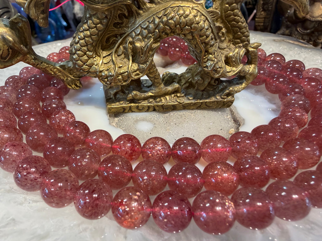 Superb Strawberry quartz mica 10mm gemstone