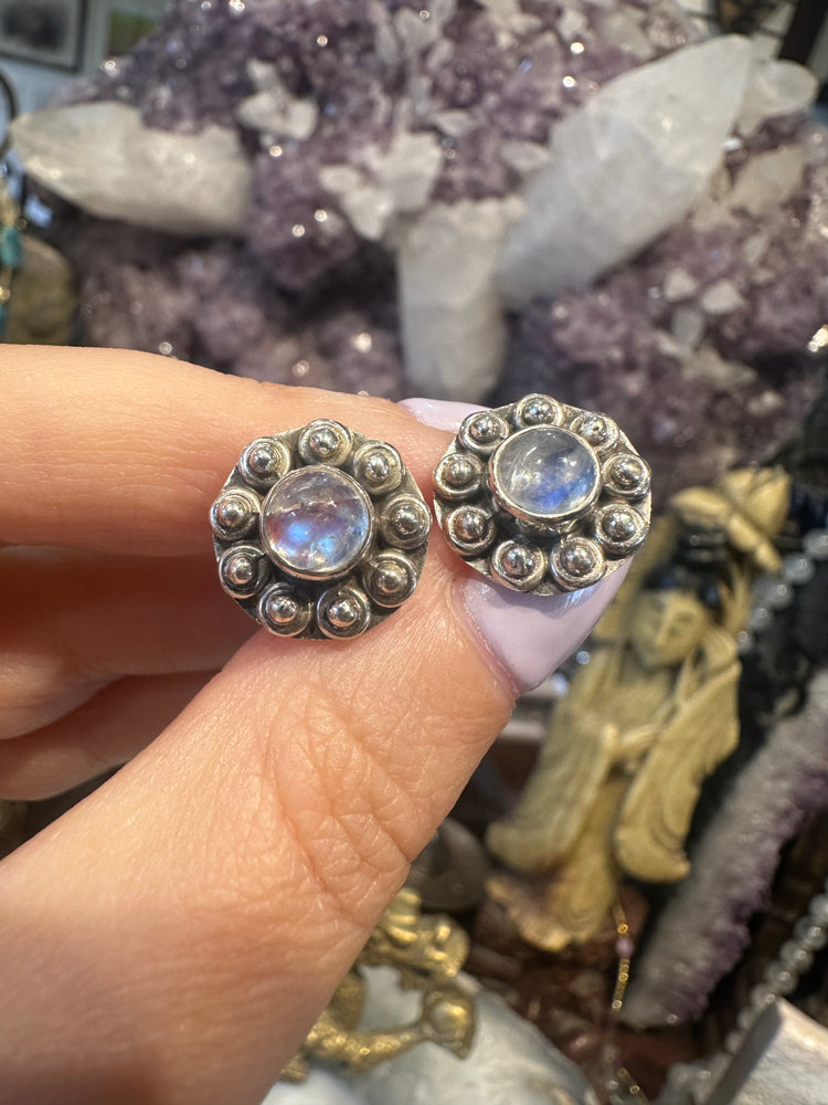 Blue moonstone sterling silver flower stud earrings