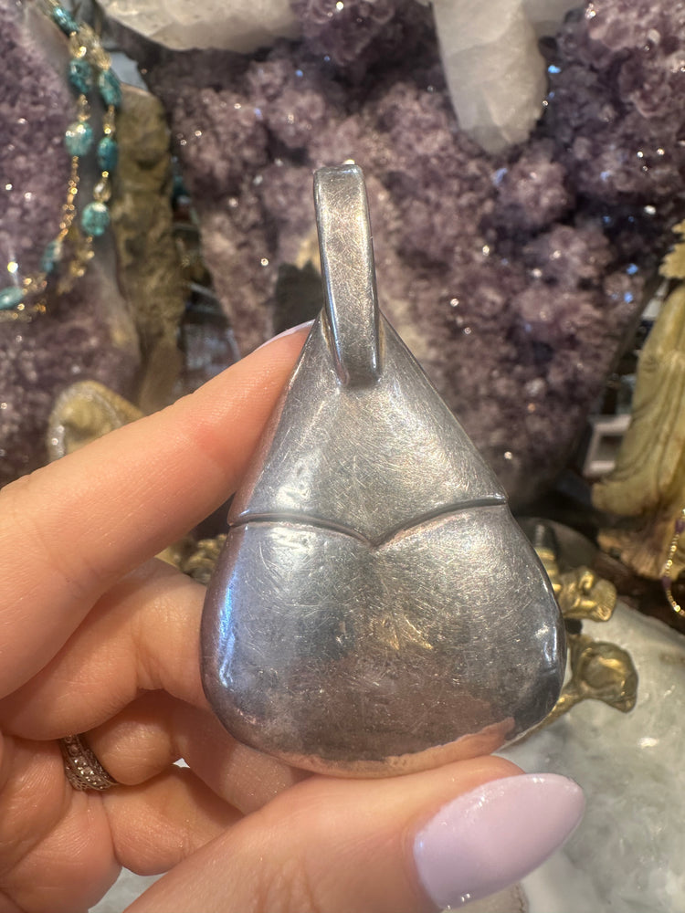 Vintage sterling silver teardrop pendant