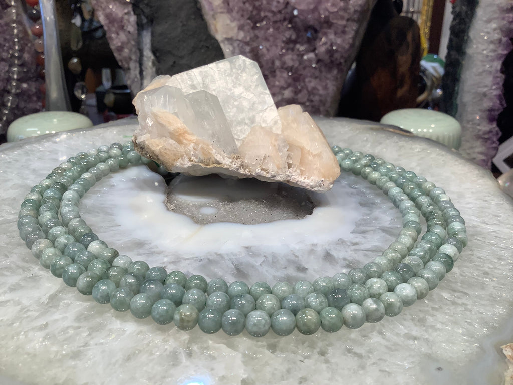 Beautiful green jadeite jade gemstones beads - 6mm