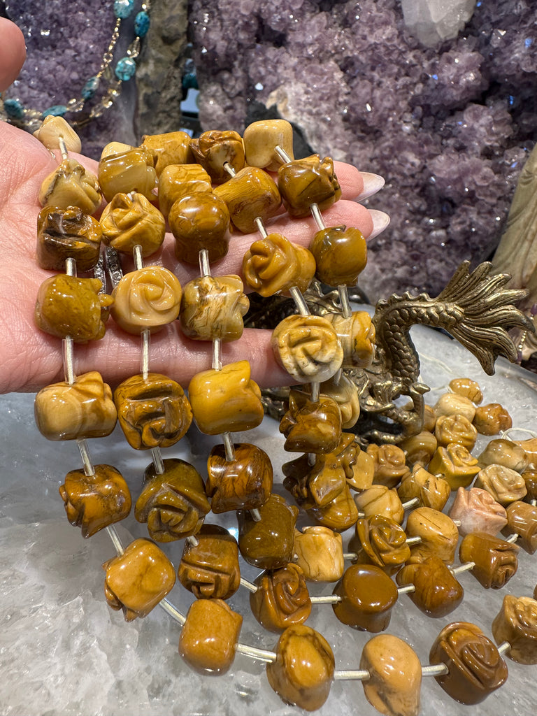 Yellow jasper carved 13mm rosebud