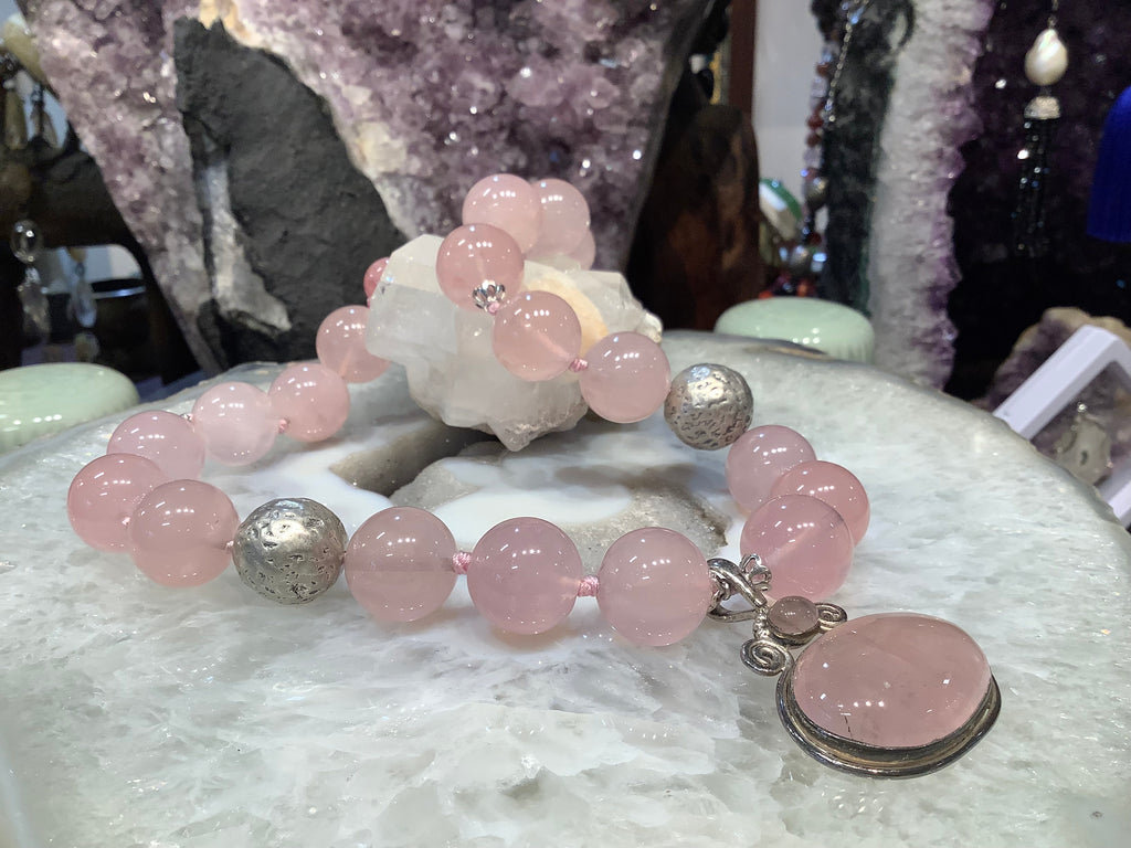 Superb Madagascar rose Quartz pendant gemstone necklace