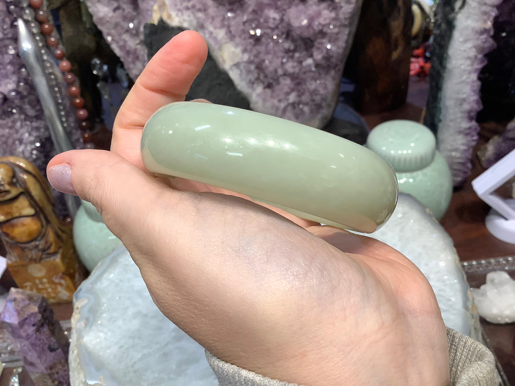 Superb vintage Chinese Natural celadon jade bangle