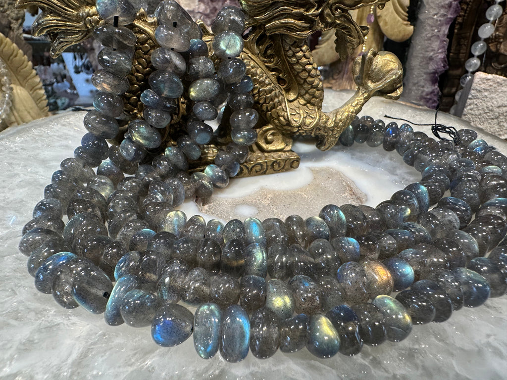 Labradorite blue gold flash 8-12mm nuggets