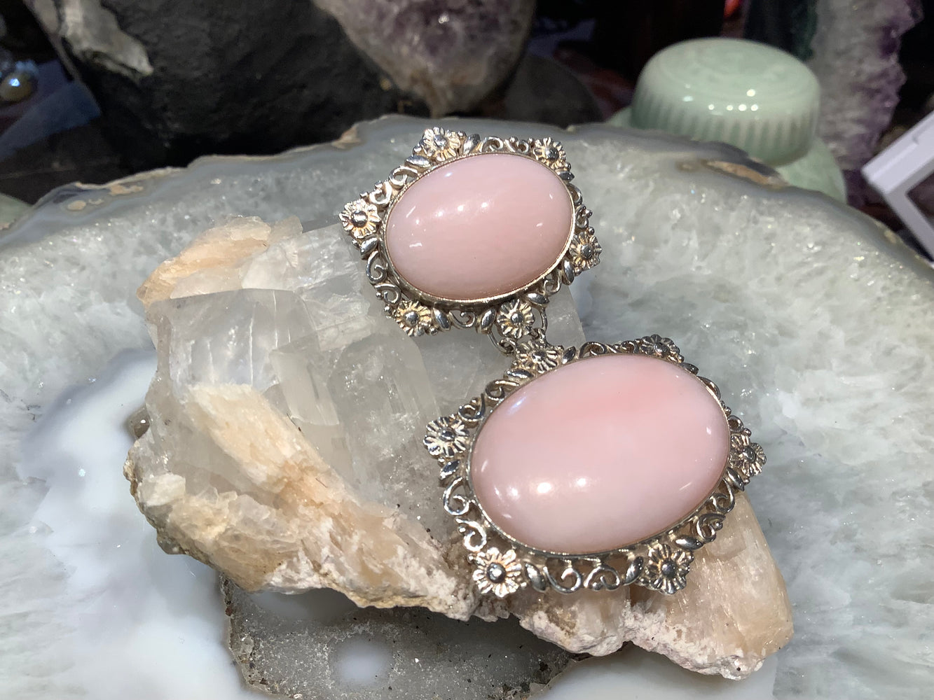 Beautiful Peruvian pink opal & Nepal sterling silver gemstone pendant